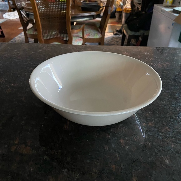 1 Corelle Sandstone 1 Quart Serving Bowl - Picture 3 of 11